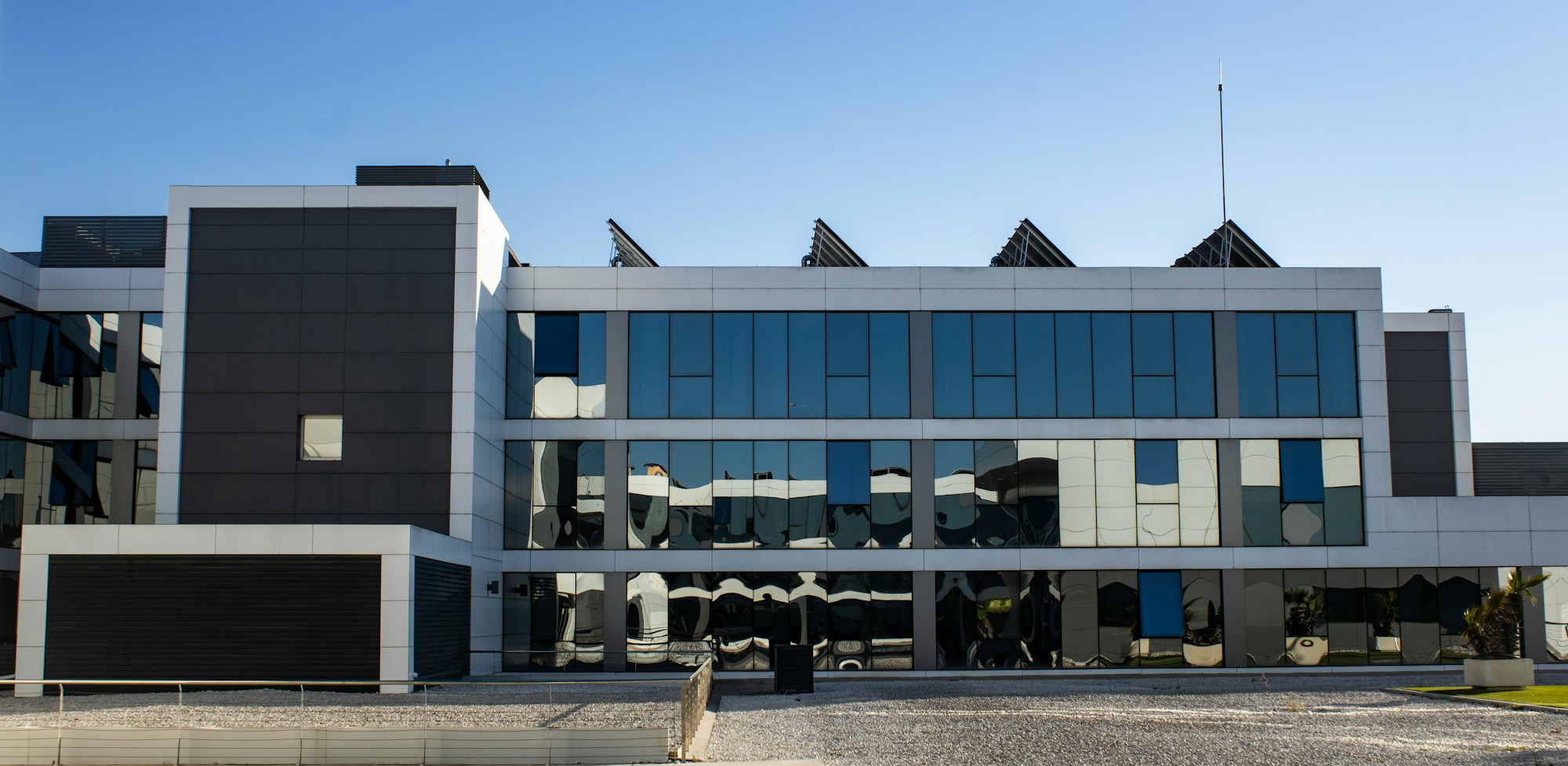 Architectural glass and natural light